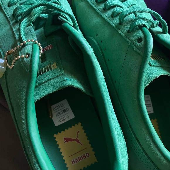 PUMA GREEN HARIBO SNEAKERS SIZE 9 & 1/2 MENS - Picture 5 of 7